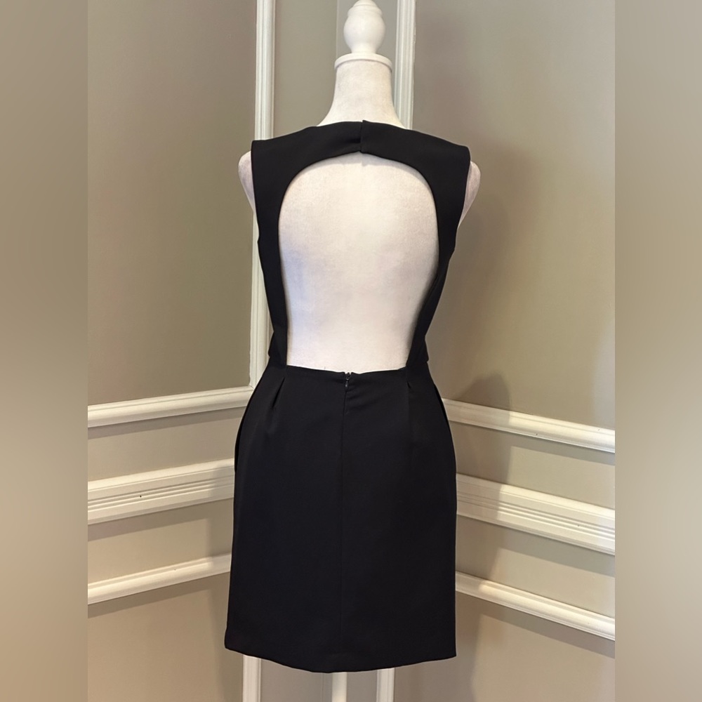 Zara Basic Navy Blue Large Keyhole cocktail dress with pockets - size XS - Picture 4 of 16